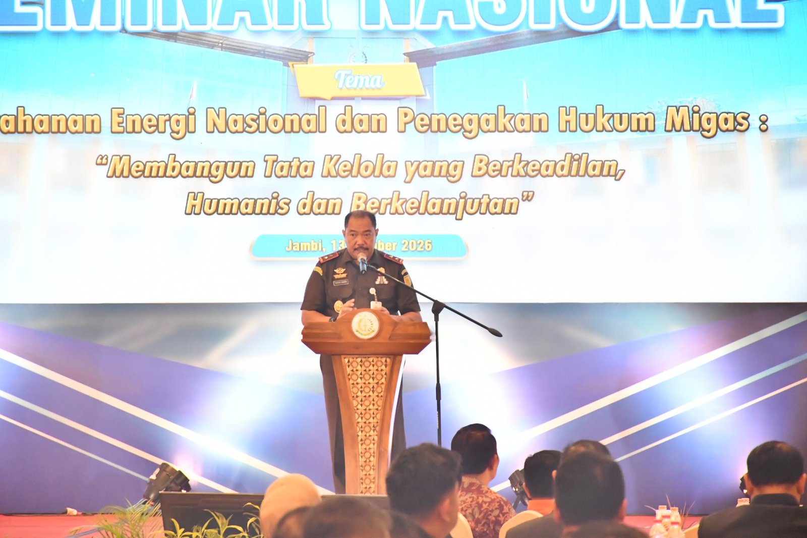 Kejati Jambi Gelar Seminar Nasional: Perkuat Ketahanan Energi Lewat Penegakan Hukum Migas yang Berkeadilan dan Humanis