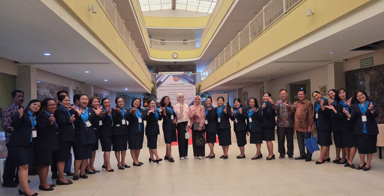 Dorong Regenerasi, Marsha Lystia Minta Perempuan Muda Katolik Jambi Unggul di Era Digital